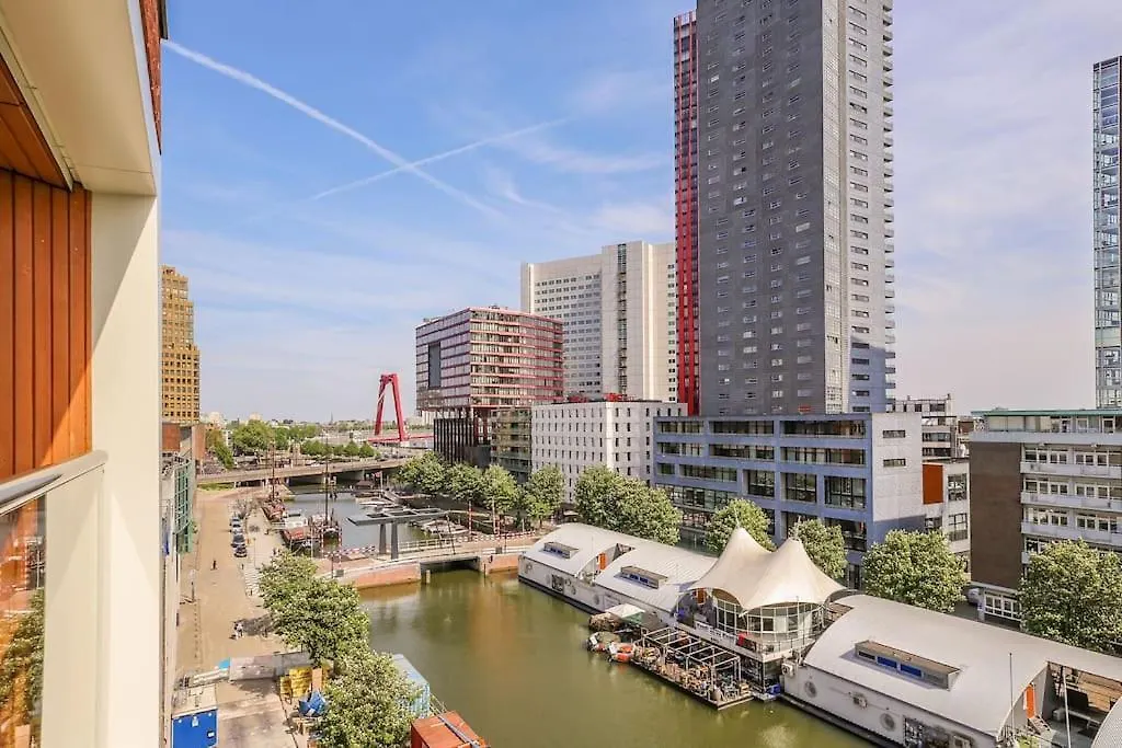Stunning View Apt Free Parking Apartment Rotterdam