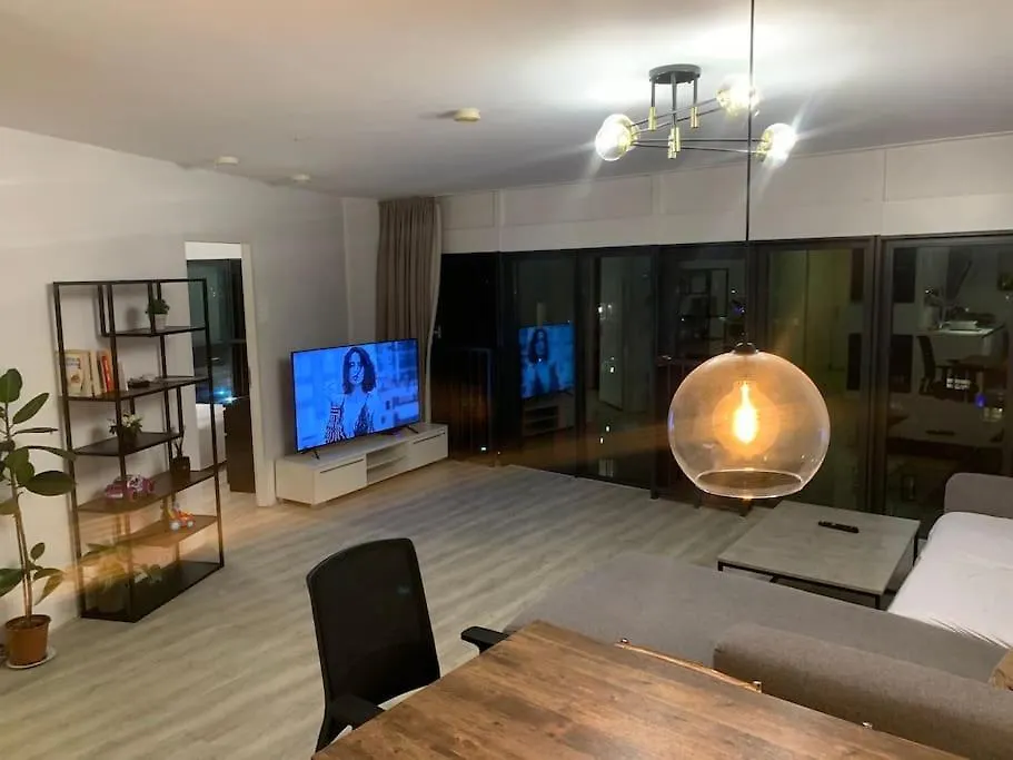 Stunning View Apt Free Parking Apartment Rotterdam